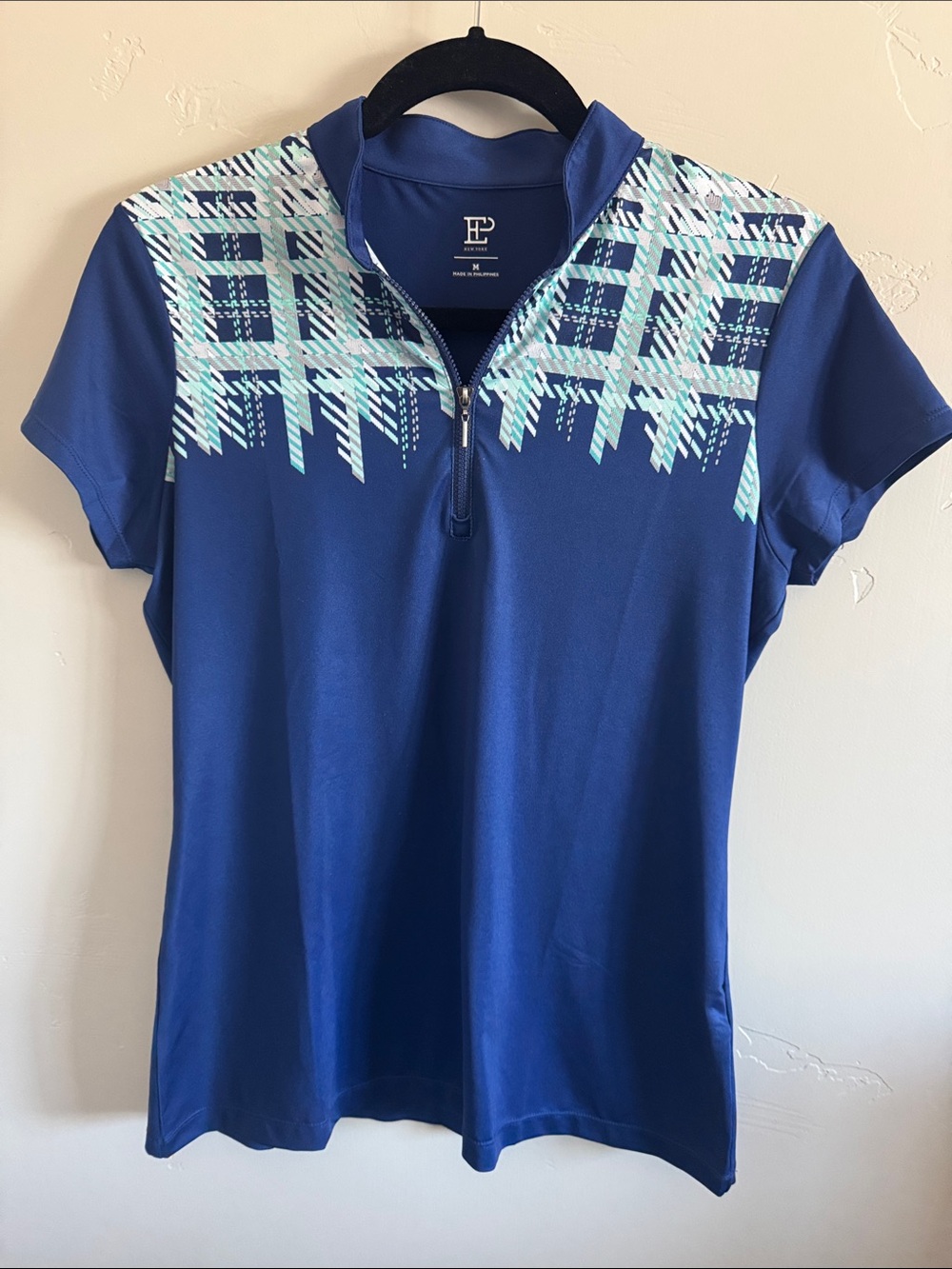 EP New York, activewear top. NWOT